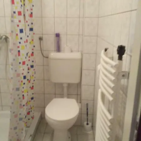 Bed & Breakfast Bor Bazilika Panzio 2*